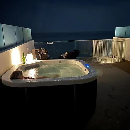 Duplex Con Vistas Impresionantes * פואנגירולה