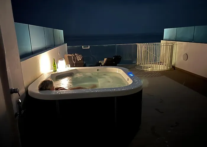 Duplex Con Vistas Impresionantes * フエンヒロラ