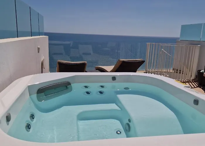 Duplex Con Vistas Impresionantes フエンヒロラ